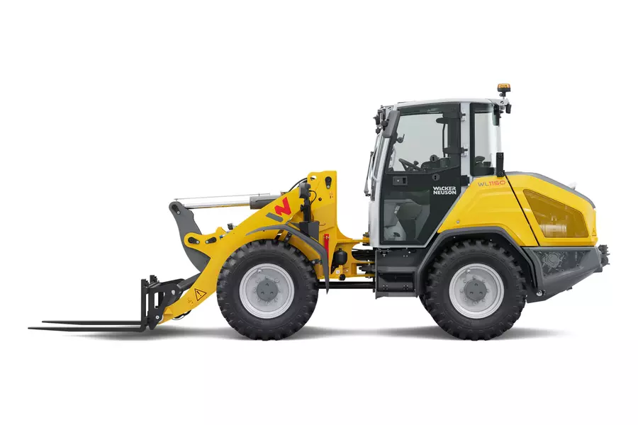 Wacker Neuson wheel WL1150 cabin with pallet fork, studio