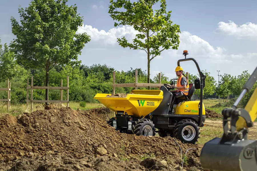 DW15e when removing soil in the field
