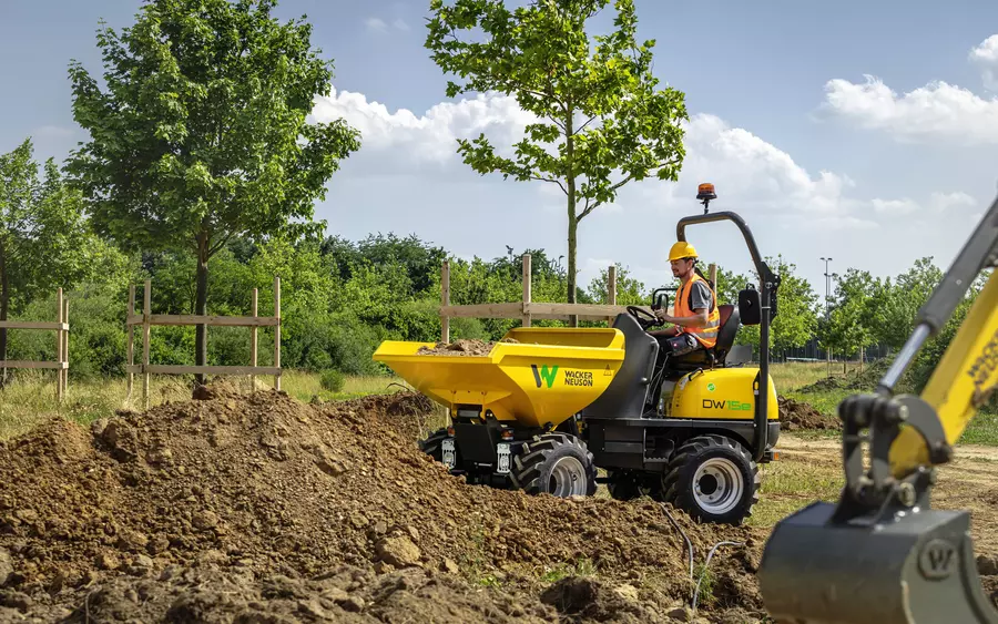 DW15e when removing soil in the field
