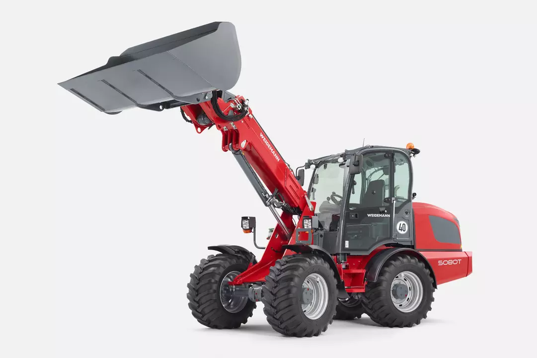 Weidemann telescopic wheel loader 5080T cabin with light material bucket, studio