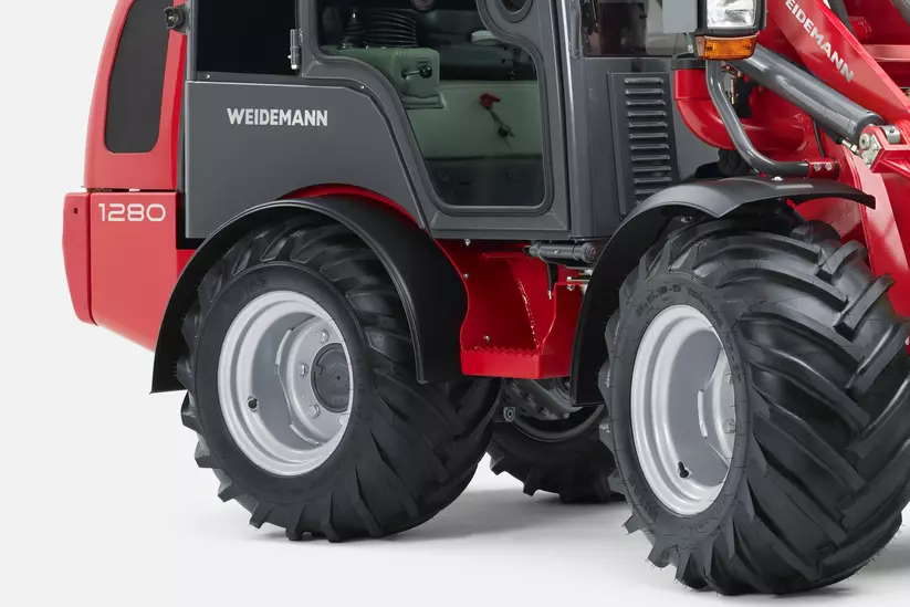 Weidemann Hoftrac 1280, Ein- und Ausstieg