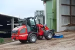 Weidemann attachment Sweeper, in action industry, wheel loader 2080