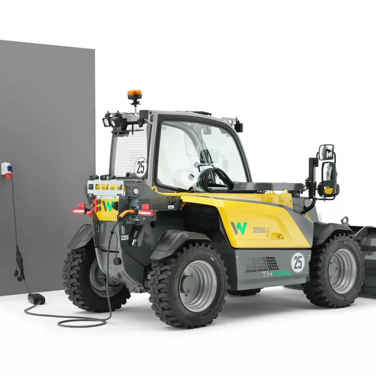 Wacker Neuson Teleskoplader TH412e, Studio