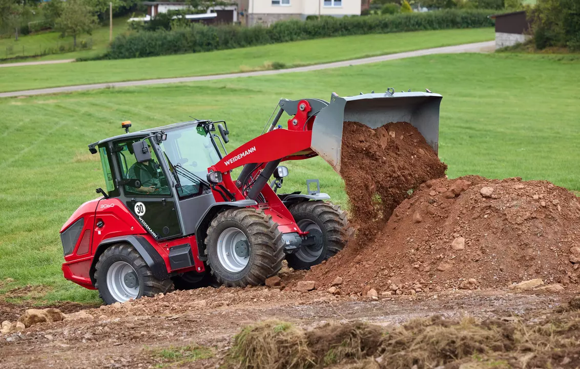 Weidemann Radlader 3060 im Einsatz, Landwirtschaft