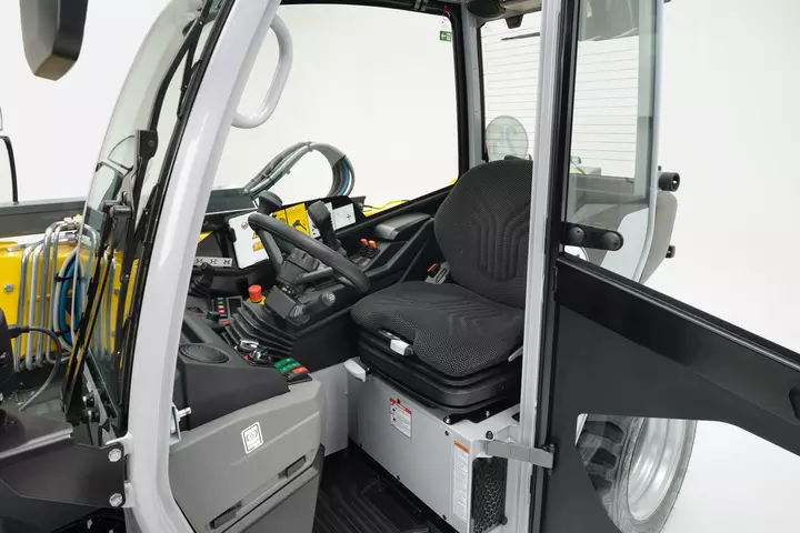 Wacker Neuson Teleskoplader TH412e, Ergonomischer Arbeitsplatz