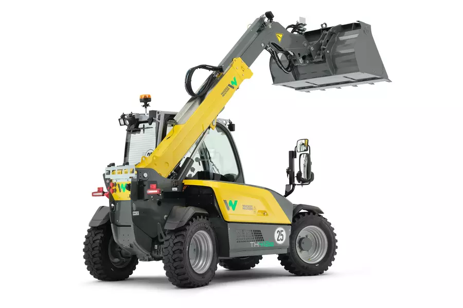 Wacker Neuson telehandler TH412e, studio