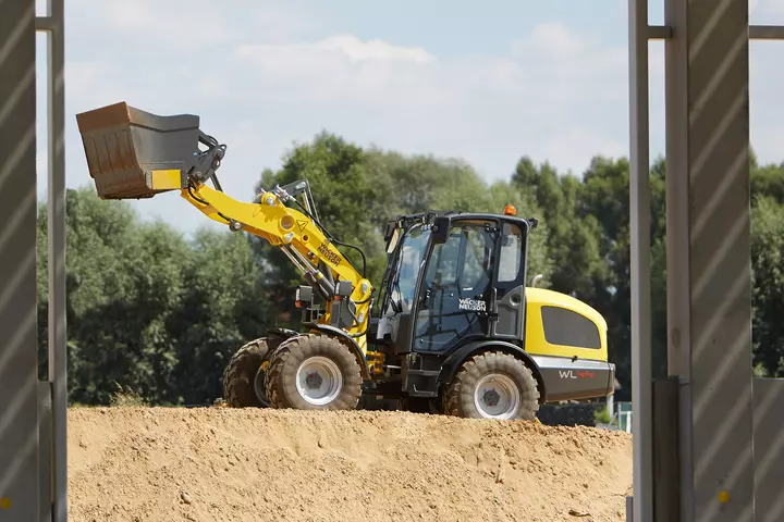 Wacker Neuson wheel loader WL44, Kinematics in general
