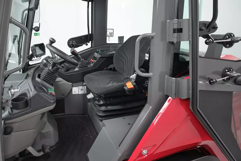 Weidemann  telescopic wheel loader 2060T, 3060T, 4060T in studio, Ergonomic workplace
