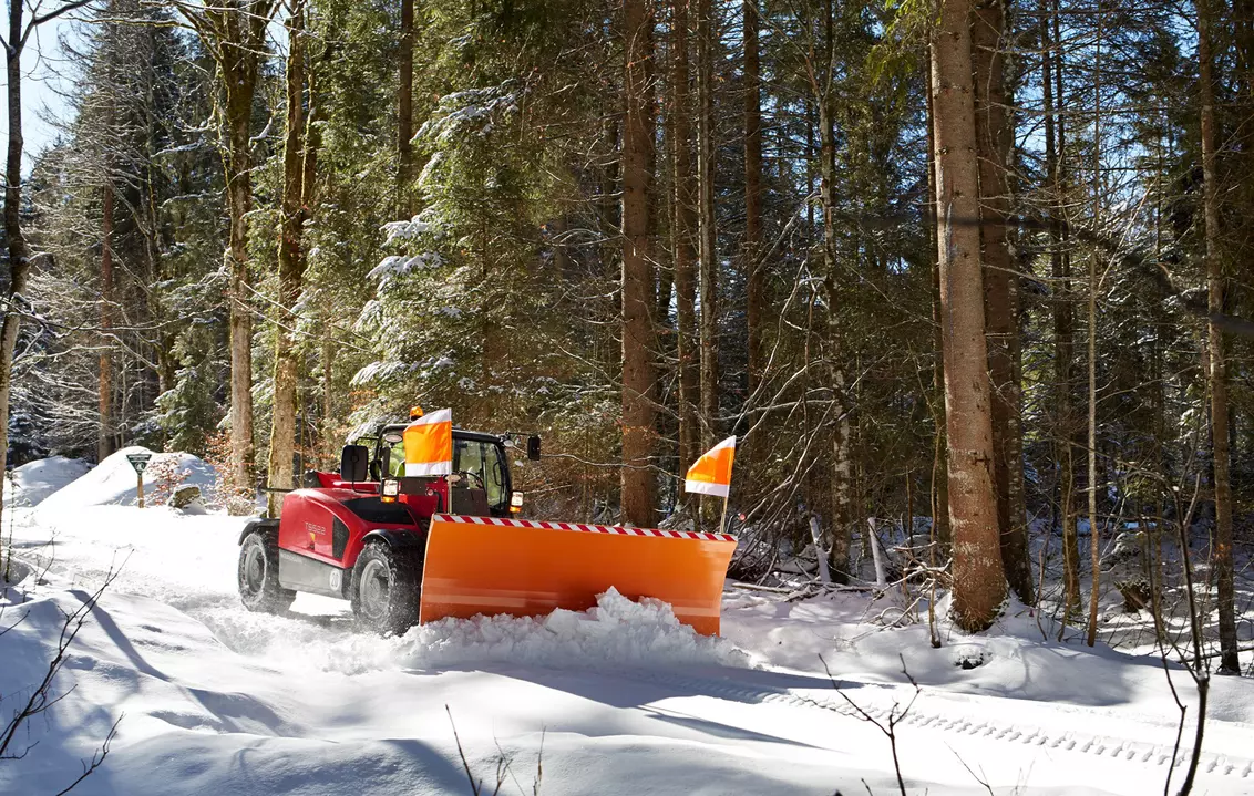 Weidemann Anbaugerät Schneeschild, Einsatz Kommune, Teleskoplader T5522