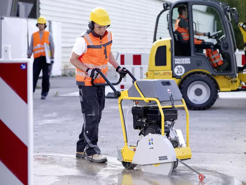 Gasoline-driven floor saw BFS1345 in construction site use
