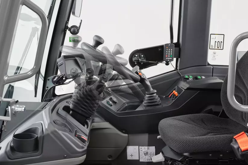Weidemann Radlader 2060, 3060, 4060 im Studio, Verstellbares Lenkrad und Lenksäule