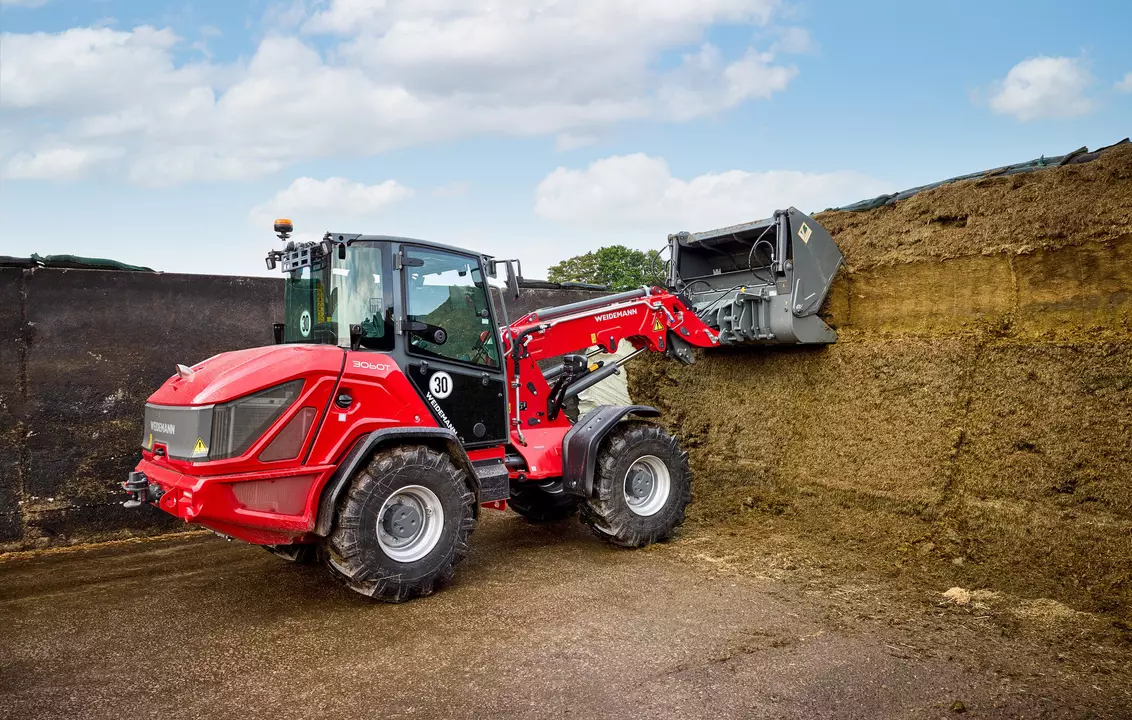 Weidemann telescopic wheel loader 3060T in application, Agriculture