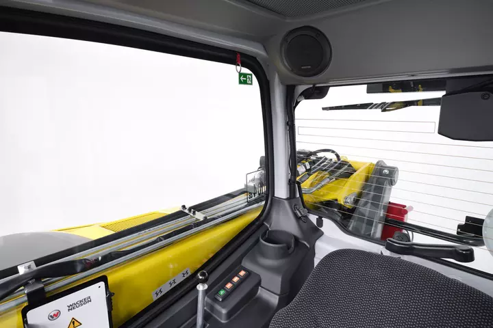 Wacker Neuson telehandler TH625 view to the right, studio