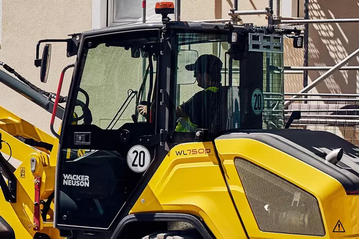 Wacker Neuson wheel loader WL750p