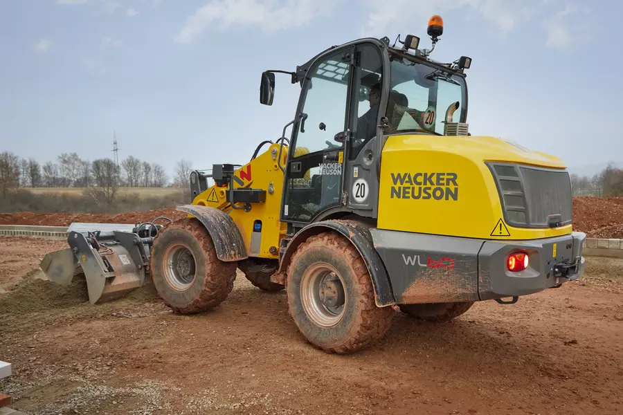Wacker Neuson attachment, 4-in-1 shovel with fangs