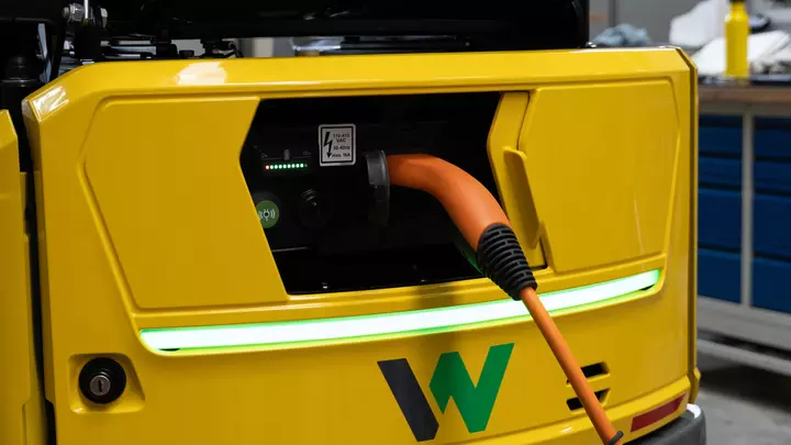 EZ10e Action picture