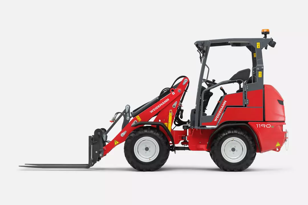 Weidemann Hoftrac/Hoflader 1190e Fahrerschutzdach mit Palettengabel , Studio